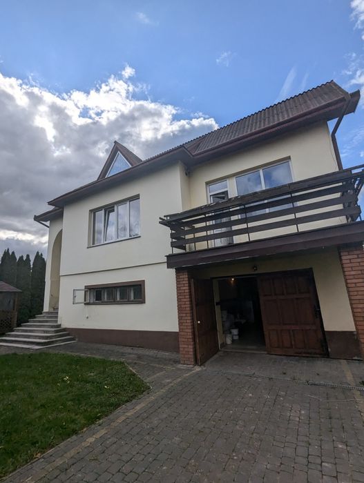 Продаж просторого будинку в затишній локації в с.Одаї Тисменицької ОТГ