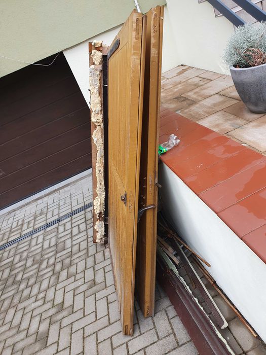 Drzwi garażowe drewniane