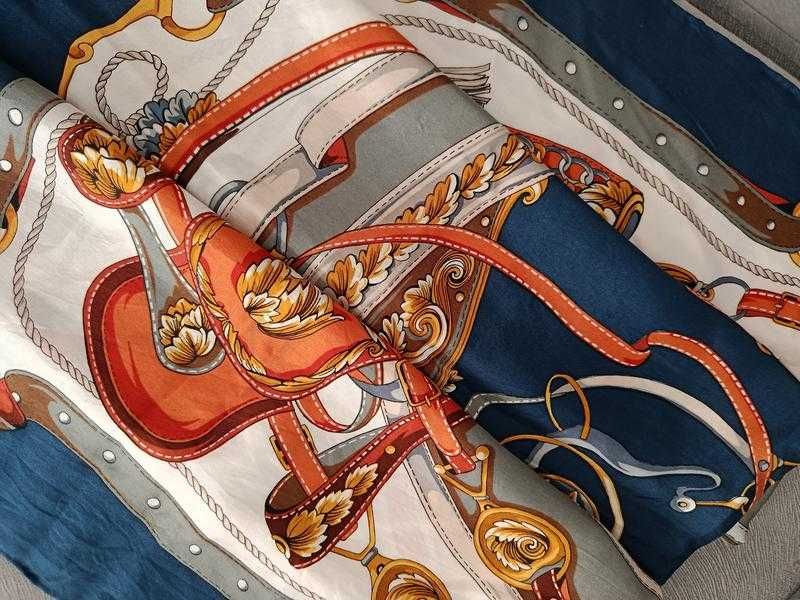 Шовкова хустка в кінному стилі, 85х88 см