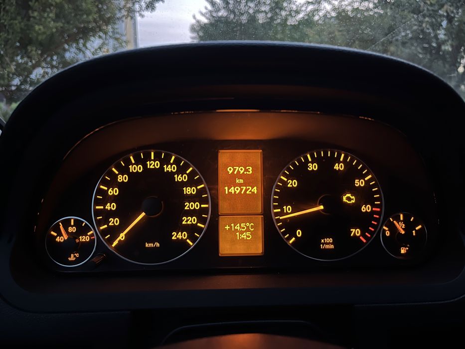 Розбор рестайл w169 245 Жабо накладка домкрат запаска блок приборка