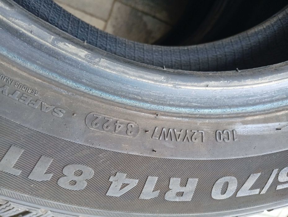 Opony Zimowe Kumho Wintercraft WP52 165/70R14 2022r 26,6mm (A325)