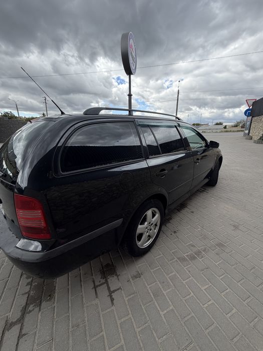 Skoda Octavia tour  Шкода октавія тур
