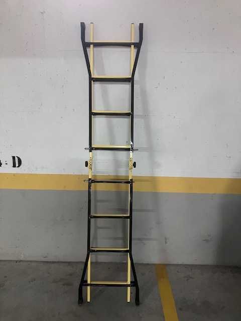 Ladder / Stepladder in Very Good Condition
Ladder / Stepladder in Very Good Condition64739084496258120