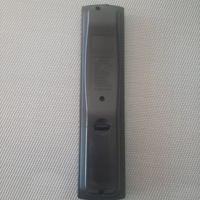 PILOT FUNAI NH208RD orginał 32FL552 LED19-H800M