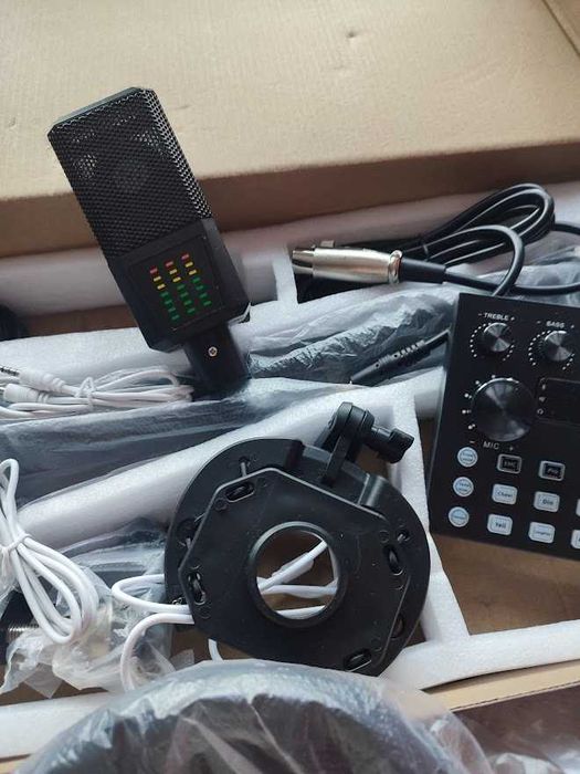 Mikrofon studyjny ze statywem i filtrem USB z mixerem