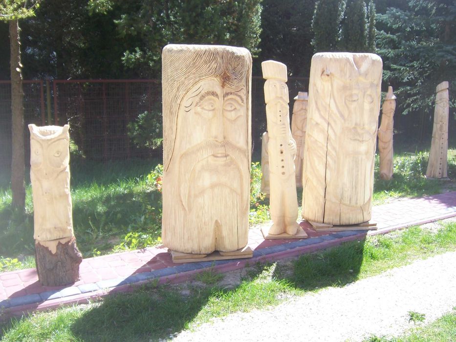 Rzeźby Ogrodowe Z Drewna , Dekoracje Ogrodowe