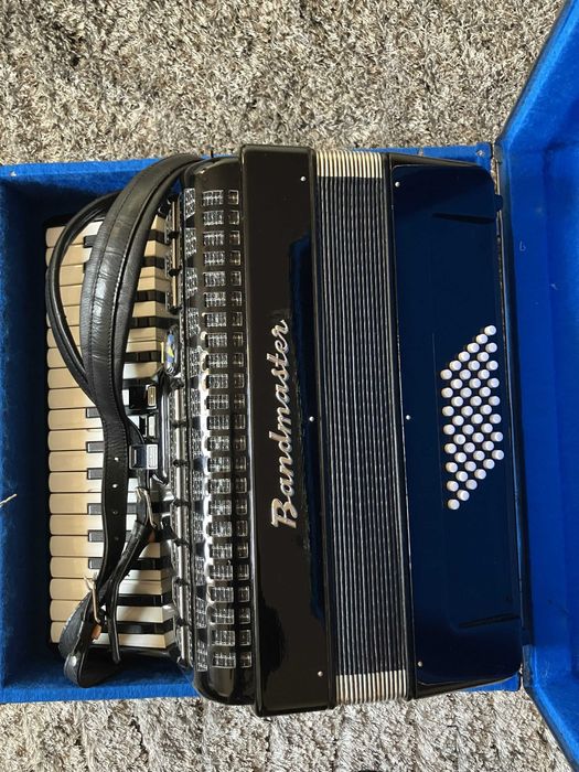 Acordeão Bandmaster – Made in DDR (Klingenthal) + Mala Original
