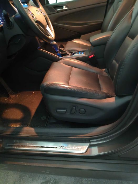 Hyundai TUCSON 1.7 PREMIUM DCT (141cv) Pack Led