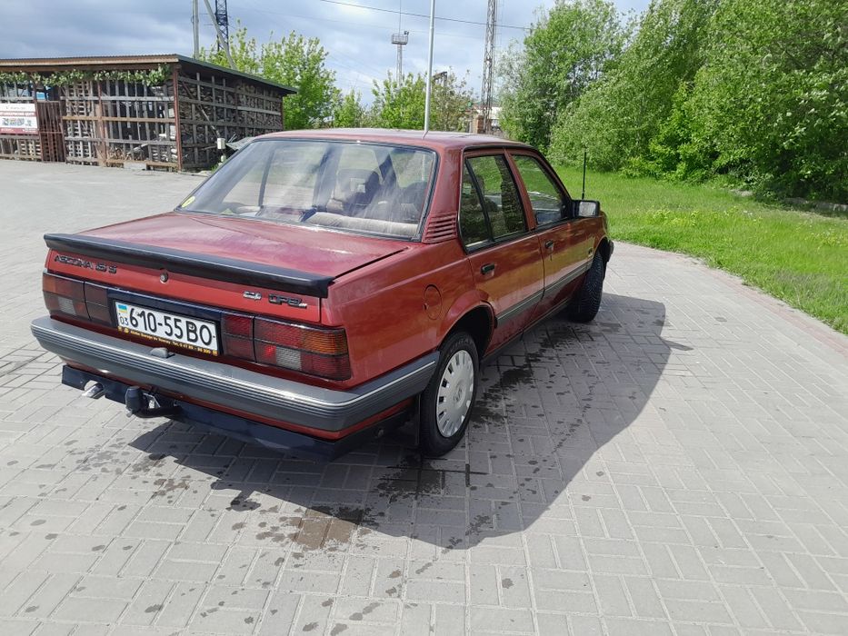 Продається опель аскона в хорошому стані