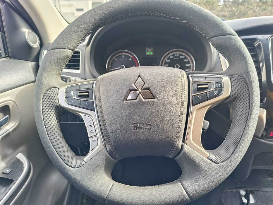 Mitsubishi L200 Instyle Strakar
