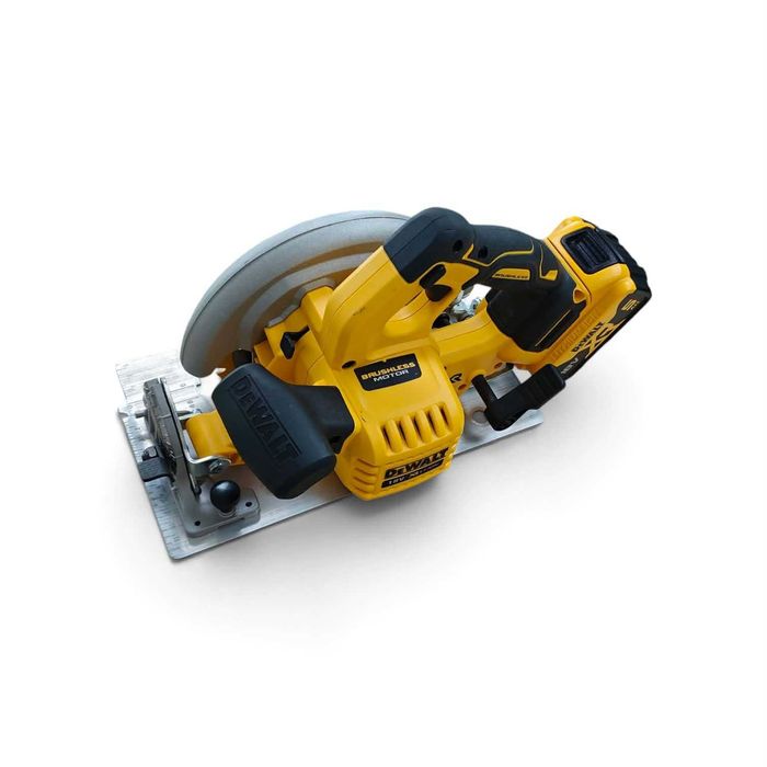 Pilarka Tarczowa DEWALT DCS570 18V XR + AKU 5Ah | OKAZJA!