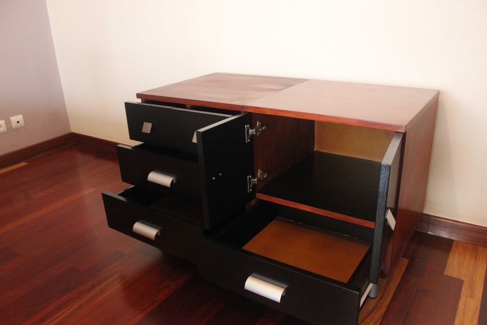Conjunto 2 Cómodas/ Mesas de Cabeceira Modernas