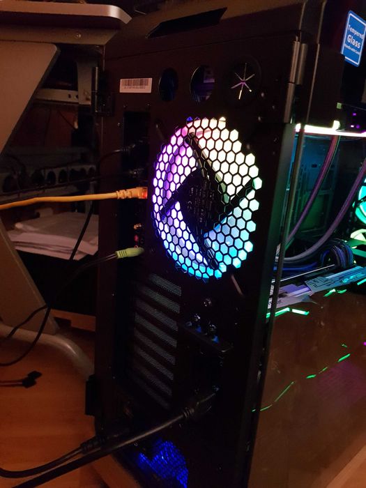 Komputer stacjonarny