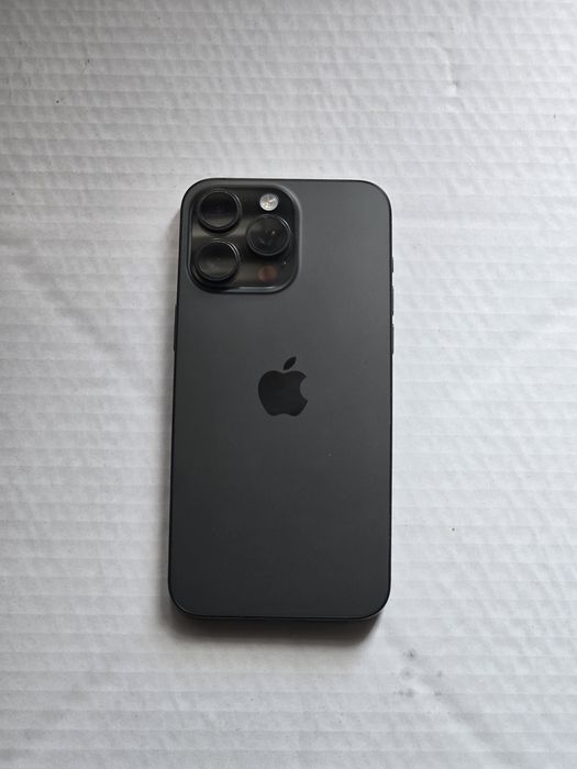 iPhone 15 Pro Max / 256 Gb / 89%