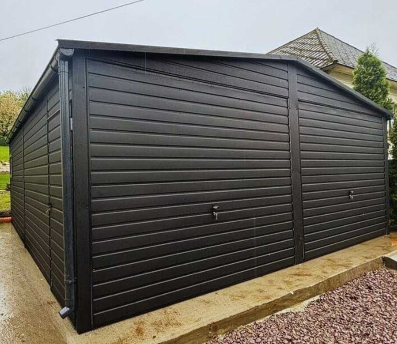 Garaż blaszany 6x6 czarny dwustanowiskowy dwuspadowy brama uchylna