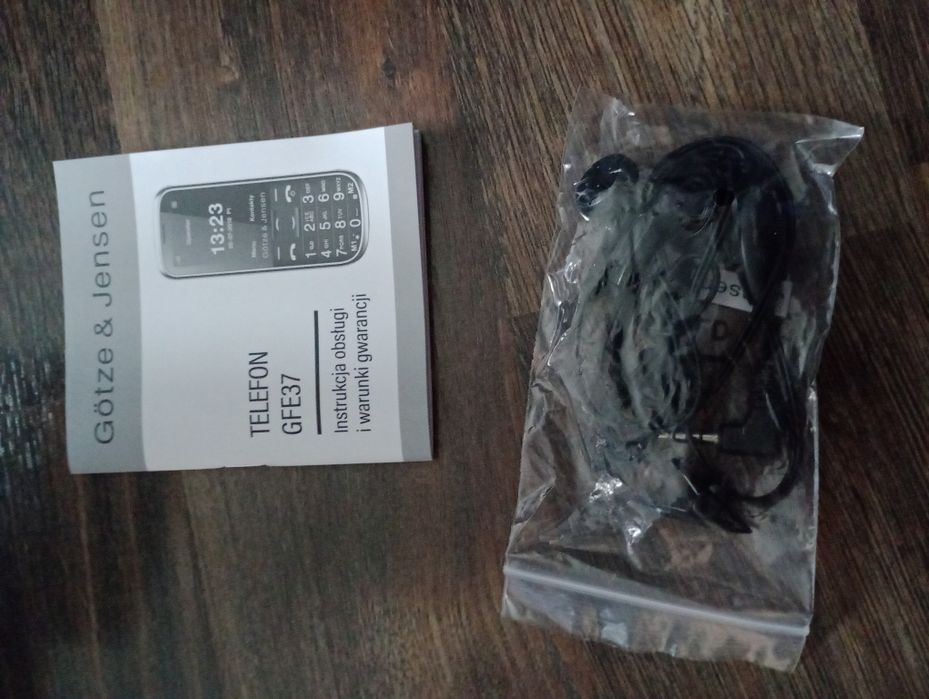 Telefon komórkowy GFE37 GSM Gotze & Jensen