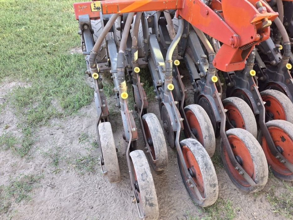 Siewnik Kuhn Fastliner 300