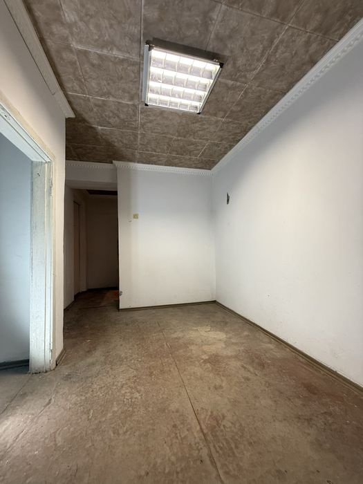 Іллінська 51/1, 1 поверх