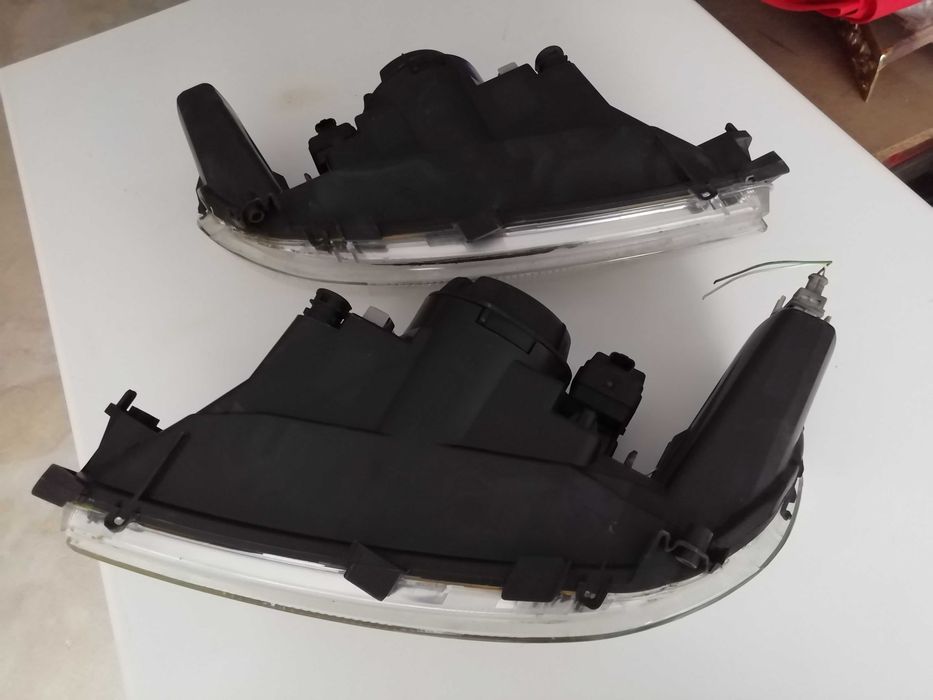 Ópticas para peugeot 306