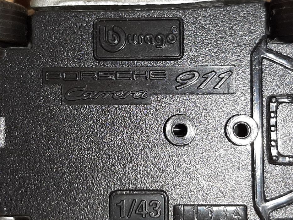 Porsche 911 carrera 1/43