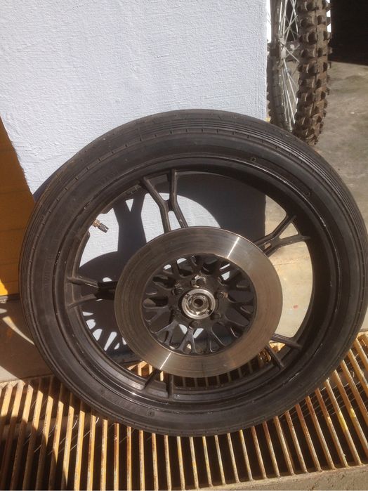 Rodas moto Suzuki r16 r18