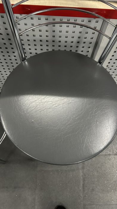 Стілець високий барний