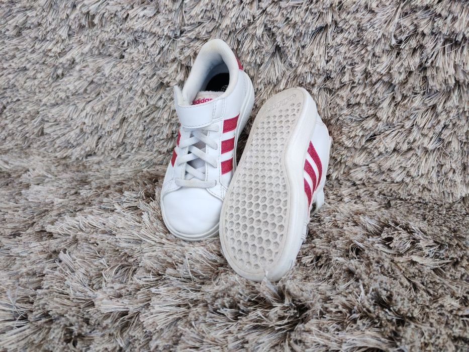 Sapatilhas Adidas de menina