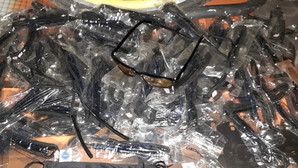 Fita cordão com silicone para óculos de sol tamanho adulto ou criança