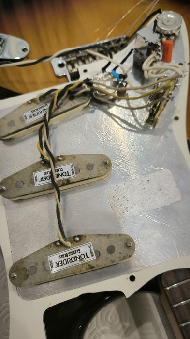 Guitarra elétrica Fender Stratocaster 1962 (ler descrição)