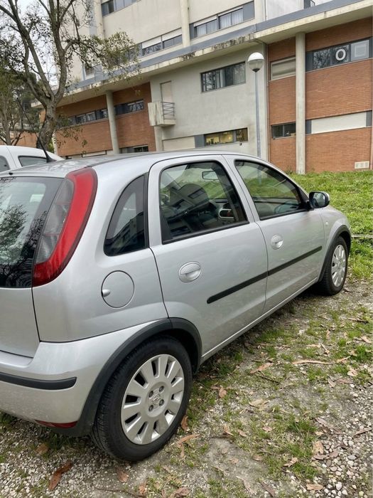 Opel corsa 1.2 gasolina twinport — photo 4