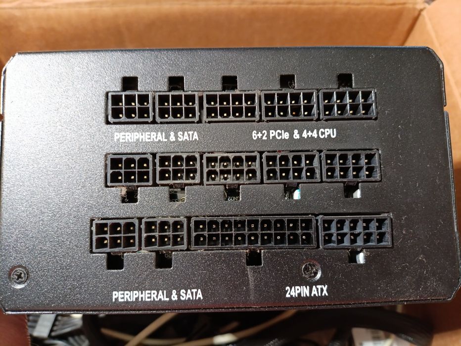 Блок живлення Corsair RM1000X + кабелі