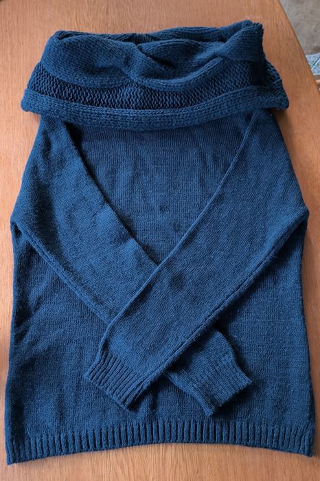 Sweter włoski, granatowy