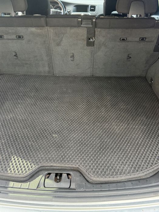 Продам Volvo V60 2012р