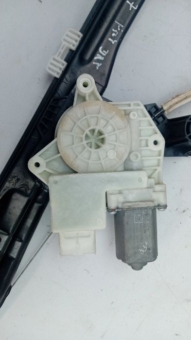 Elevador vidros frente direito PEUGEOT 308 II