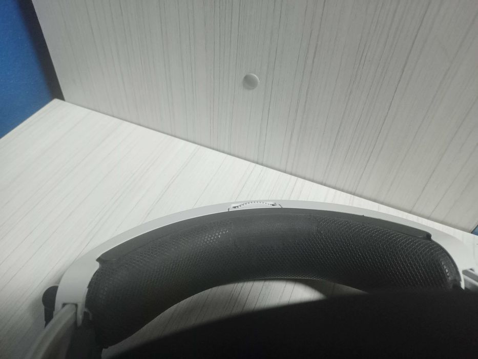 PlayStation 4 Slim + PSVR + 50 gier + dodatki