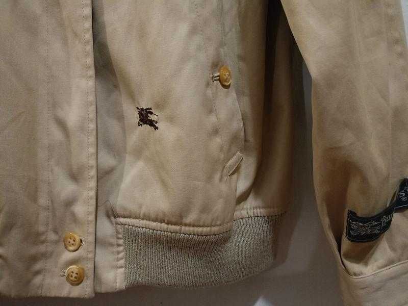 Куртка бомбер на блискавці від Burberry( оригинал) розмір S