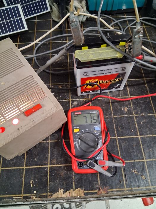 Prostowniki 12v 4A,oraz Eltron 6/12V