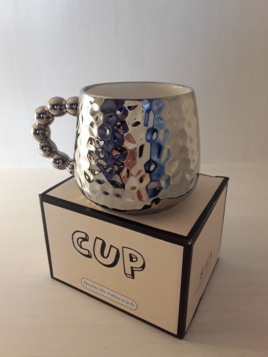 дизайнерская кружка чашка