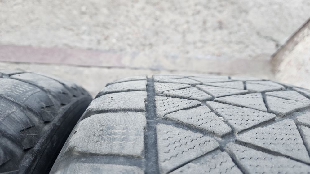 Bridgestone blizzak r18 255/55