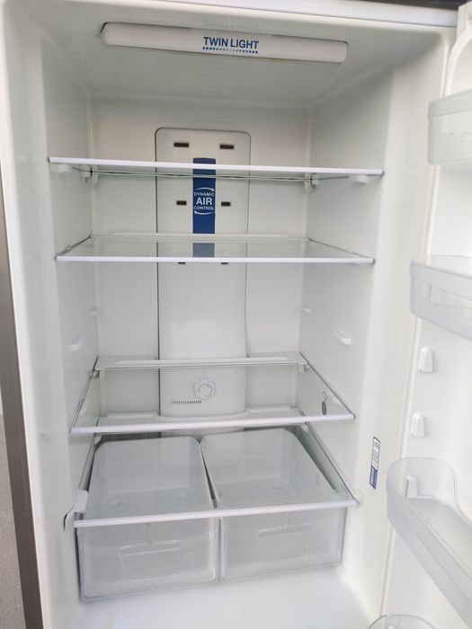 Холодильник INDESIT 187  cm. NOFROST. Холодильник  з Європи.Класний стан