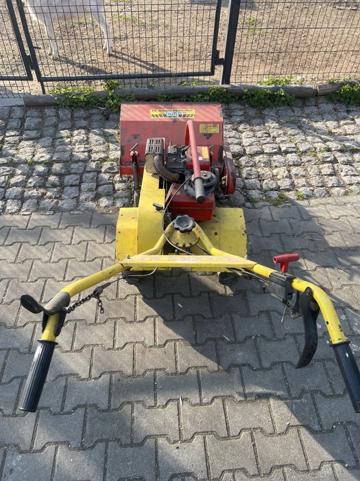 Zamiatarka kawasaki fa210D texas glebozgryzarka