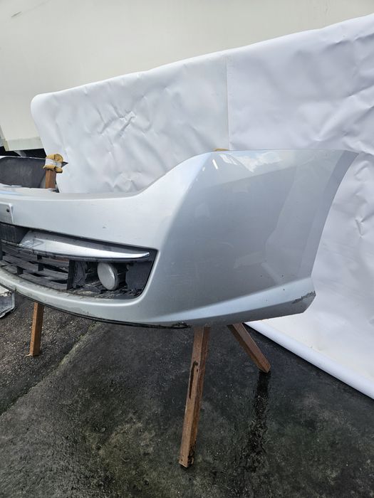 Renault Laguna III zderzak przód przedni