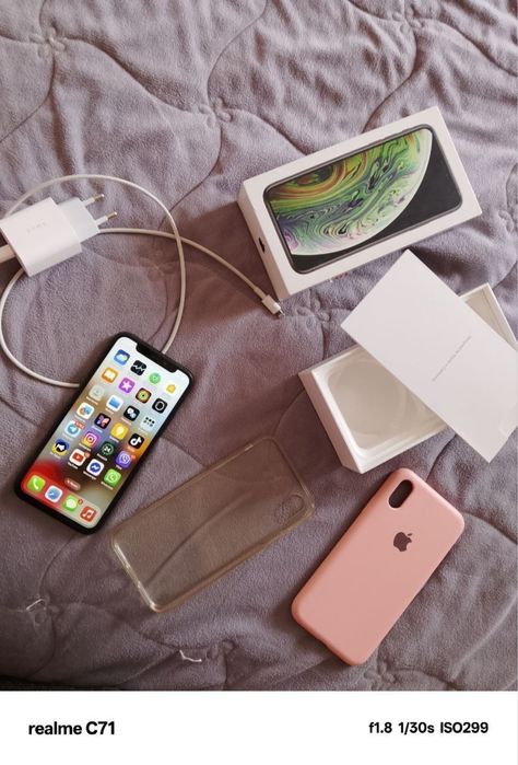 iPhone Xs 92% батарея