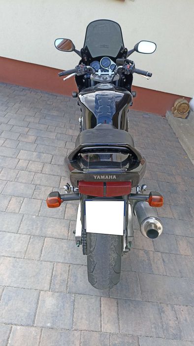 Yamaha Fazer 600, rok 2001