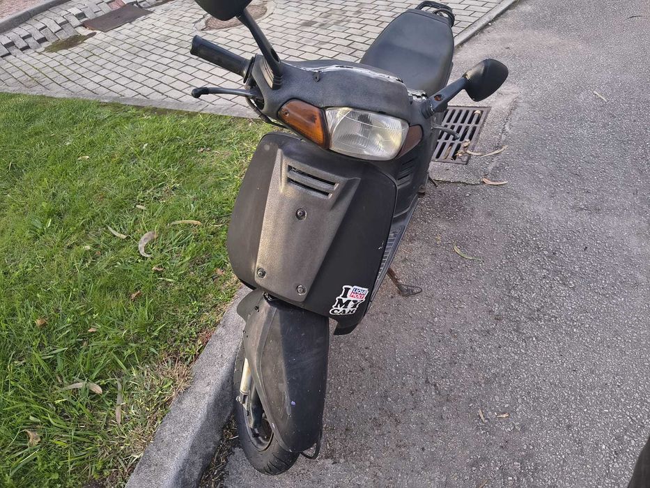 Vendo Yamaha CT + Capacete