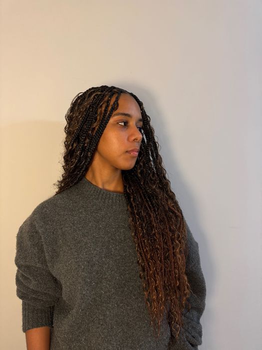 Tranças africanas de qualidade e aplicação de cabelo/tissagem