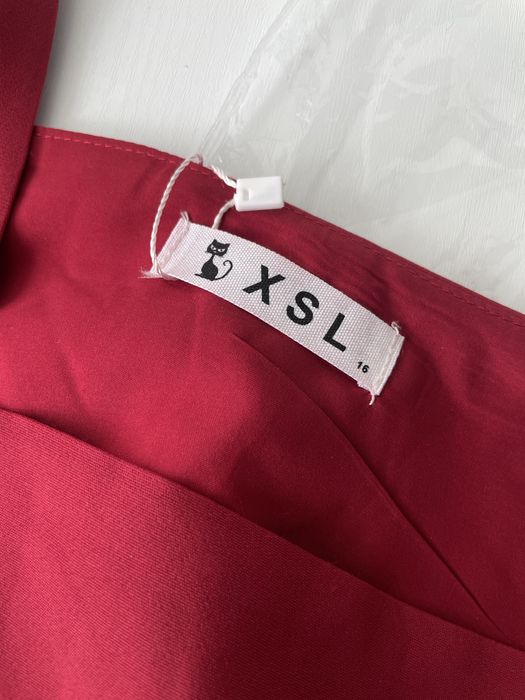 Нова сукня розміру L