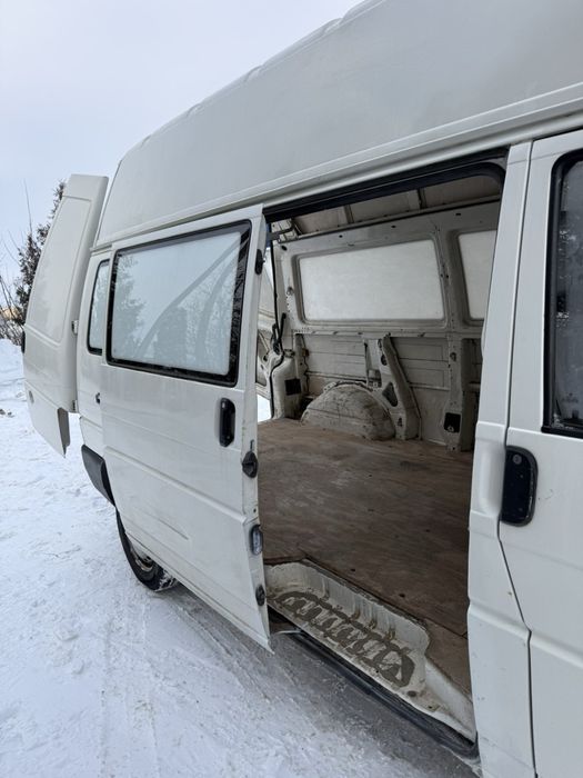 Продам Volkswagen Transporter 2.5 дизель