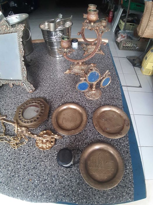 Várias peças antigas em latão vários preços