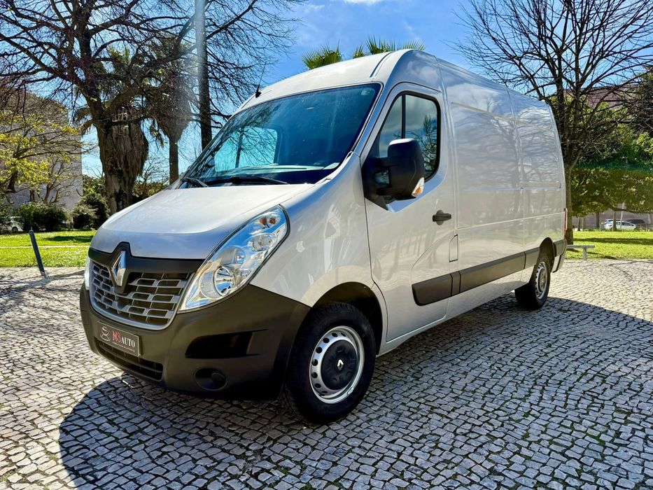 Renault Master 2.3DCI L2H2 135cv 3 Lugares